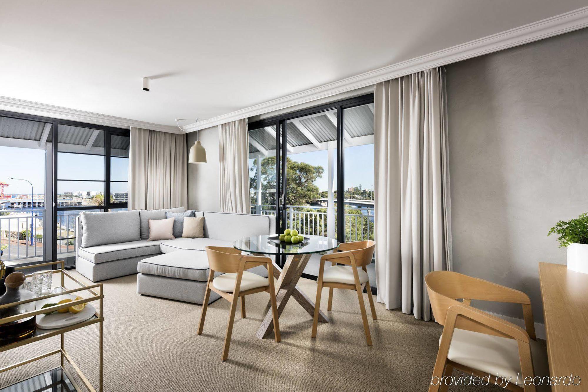 Tradewinds Hotel And Suites Fremantle Eksteriør billede